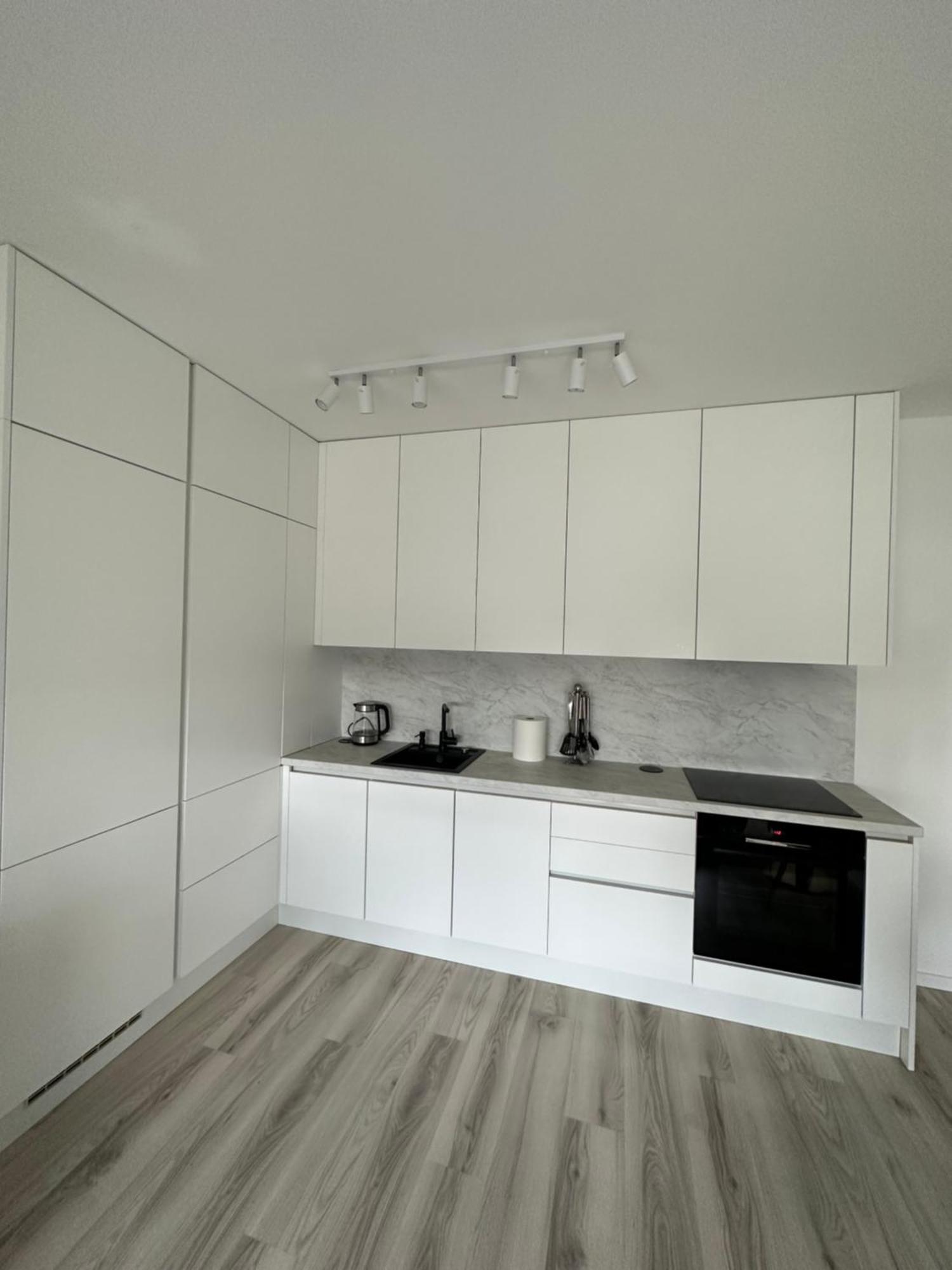 ברטיסלאבה Ein Park Apartment With Free Parking מראה חיצוני תמונה